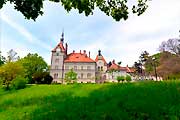 Дворец графа Шенборна в программе тура в Карпаты на майские праздники