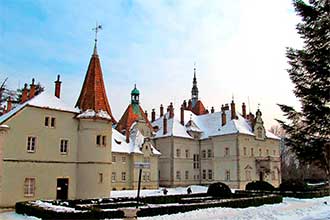 Посещение замка Шенборна в программе тура в Закарпатье на Рождество