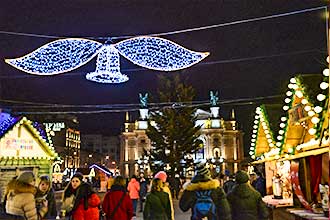 Новогодняя елка Львова, туры на Новый год