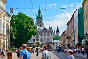 Огляд головних визначних пам'яток у Львові. Поїздка на травневі свята